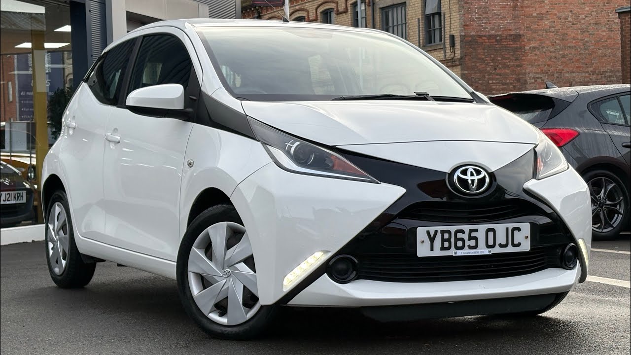 YB65OJC-Aygo
