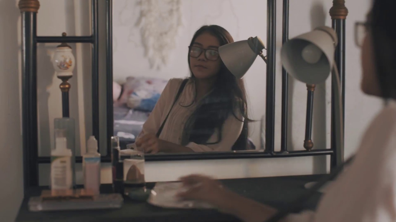 BROKEN GLASSES -  SHORT MOVIE