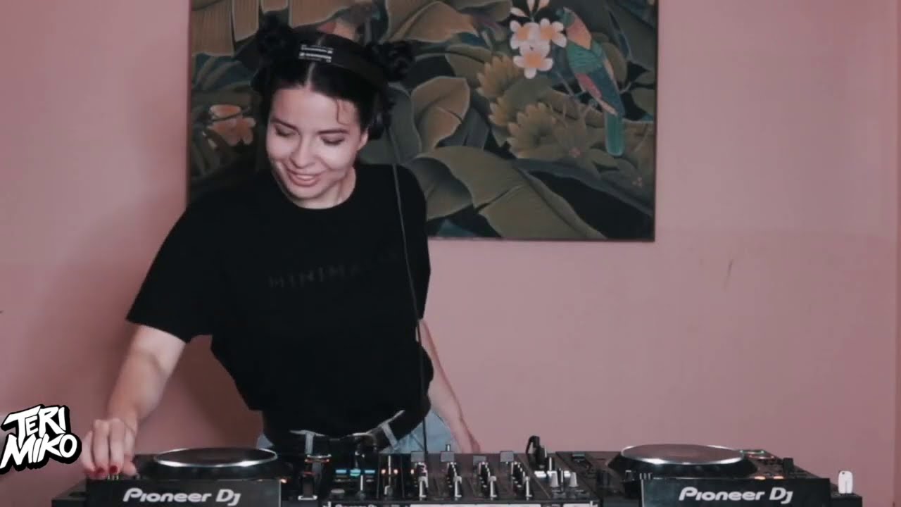 IT'S NOT ALL DUBSTEP