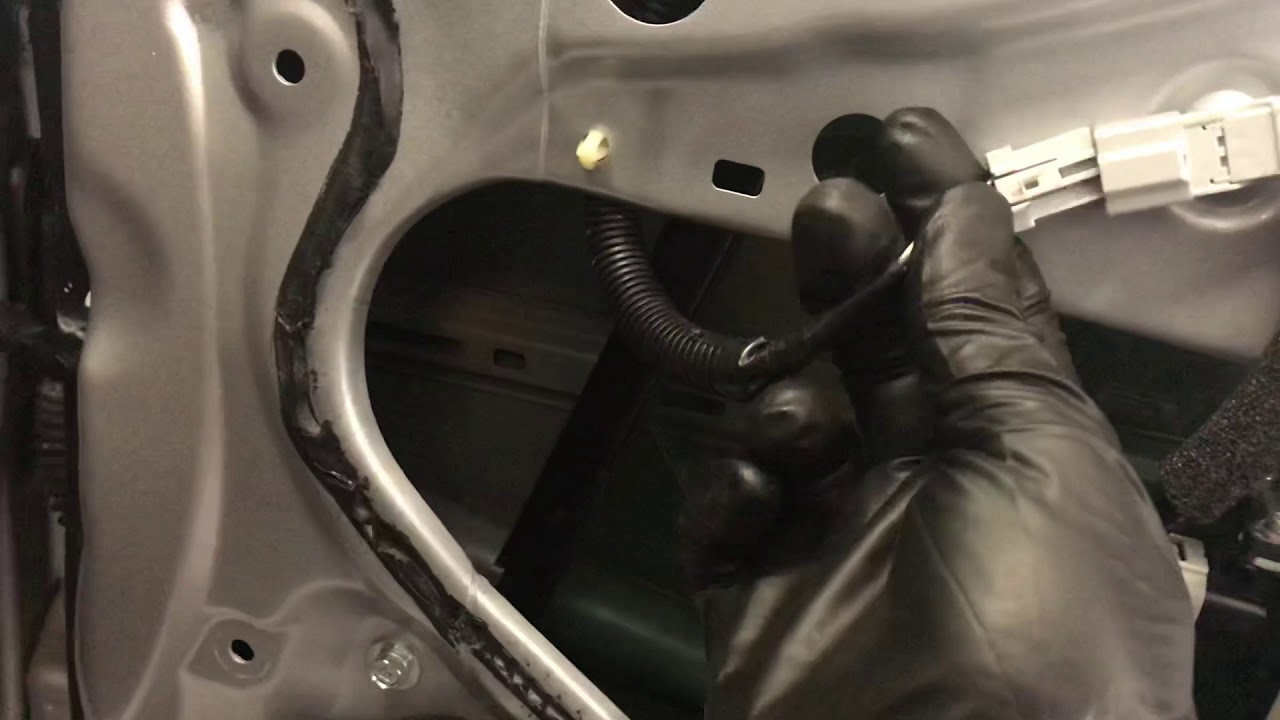 13 14 2015 Honda Civic mirror replacement and door panel removal