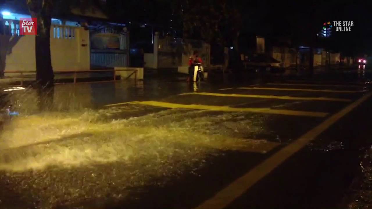 Flash floods hit low-lying areas in George Town