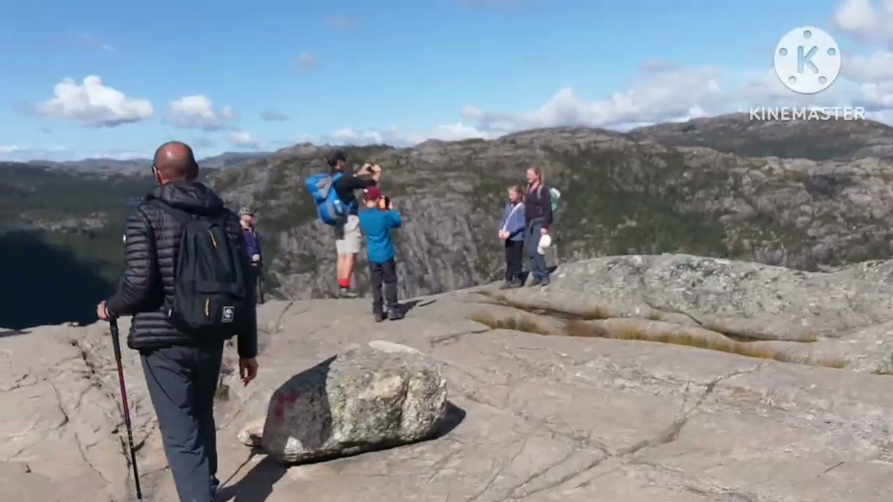 Preikestolen مناظر طبيعية حول صخرة ال