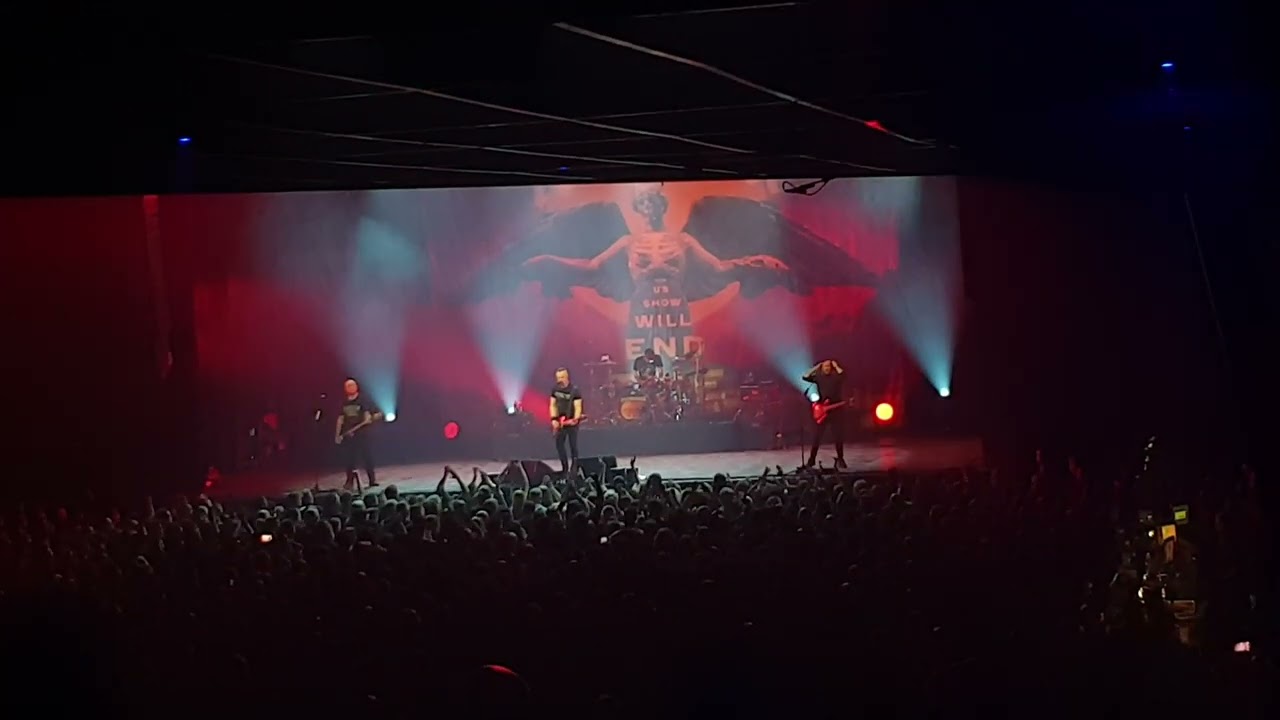 Tremonti - Tomorrow We Will Fail (live @ Tilburg)