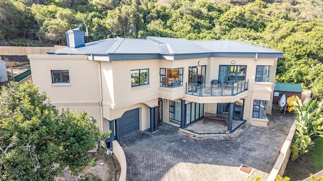 5 Bedroom For Sale - Glentana