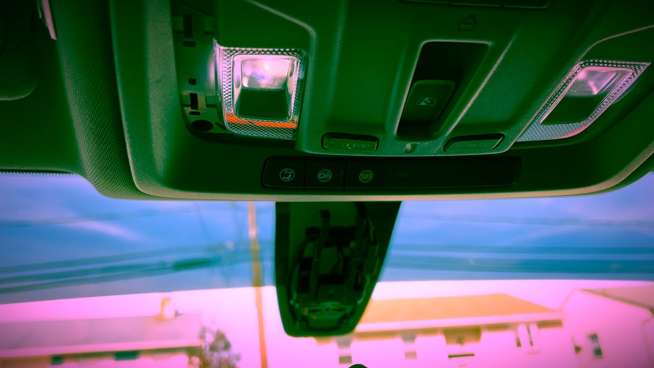 Add an Auto dimming rear view mirror to your T1XX full size GM truck