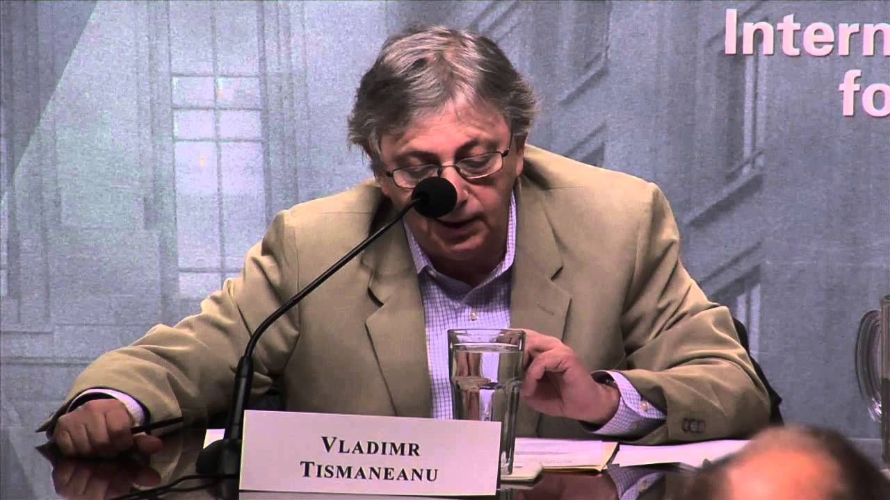 Stalin's Curse: Battling for Communism in War and Cold War
