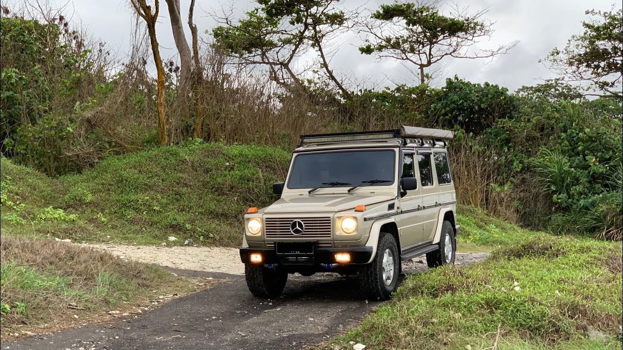 Mercedes Benz G300 with 606 diesel engine