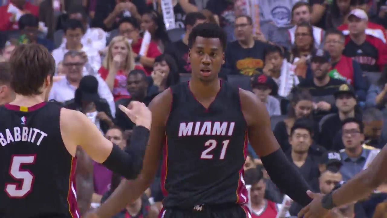 Hassan Whiteside scores 21 points while grabbing 16 rebounds