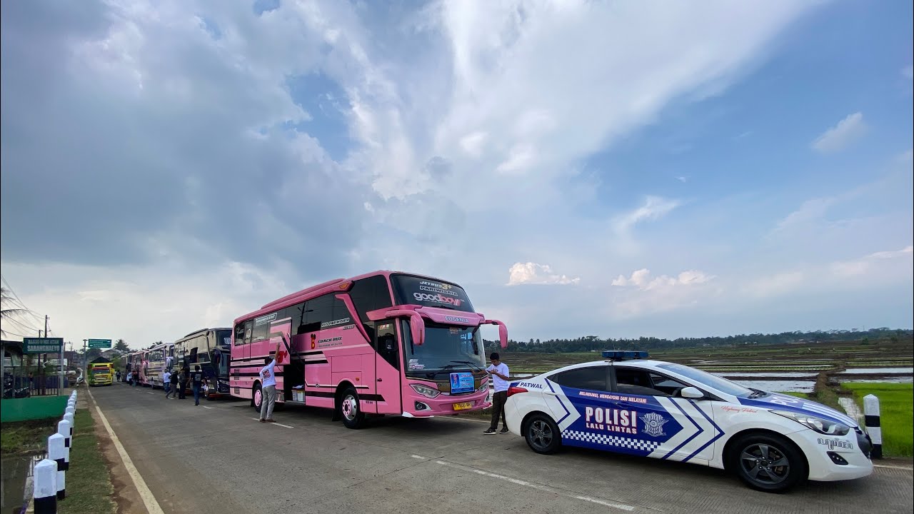 Full Senyum ESPEROMA // SMPN 2 Mandiraja Goes to Djakarta Bersama Nuansa Holiday