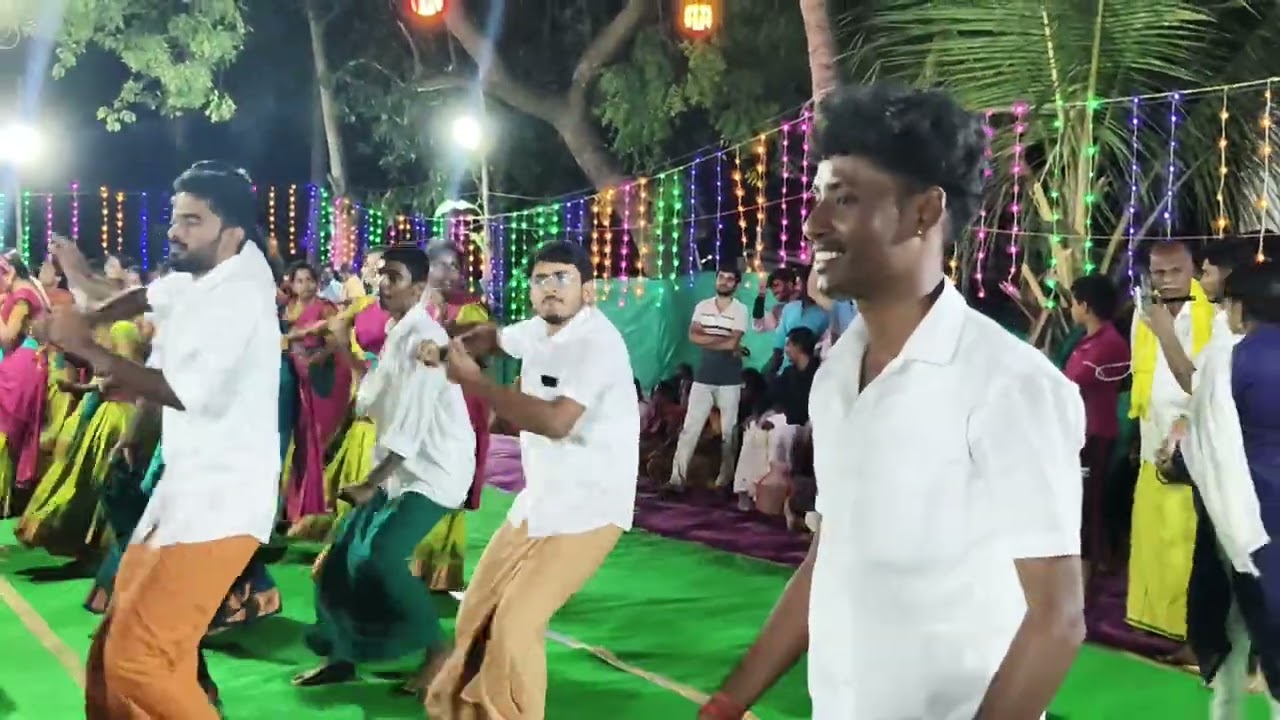ஸ்ரீ சக்திமாரியம்மன் திருக்கோவில் தளி ஜல்லிபட்டி#trendingvideo #traditional #வள்ளிக்கும்மியாட்டம் 
