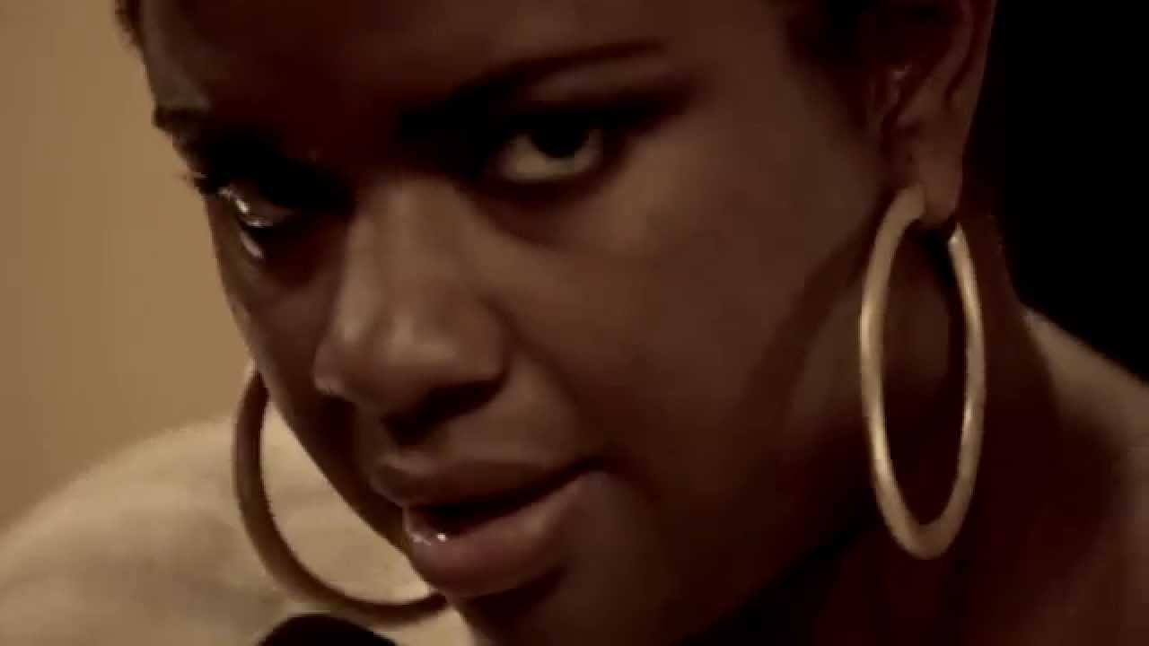 Ellen Oléria - O Haiti -  Dub Central