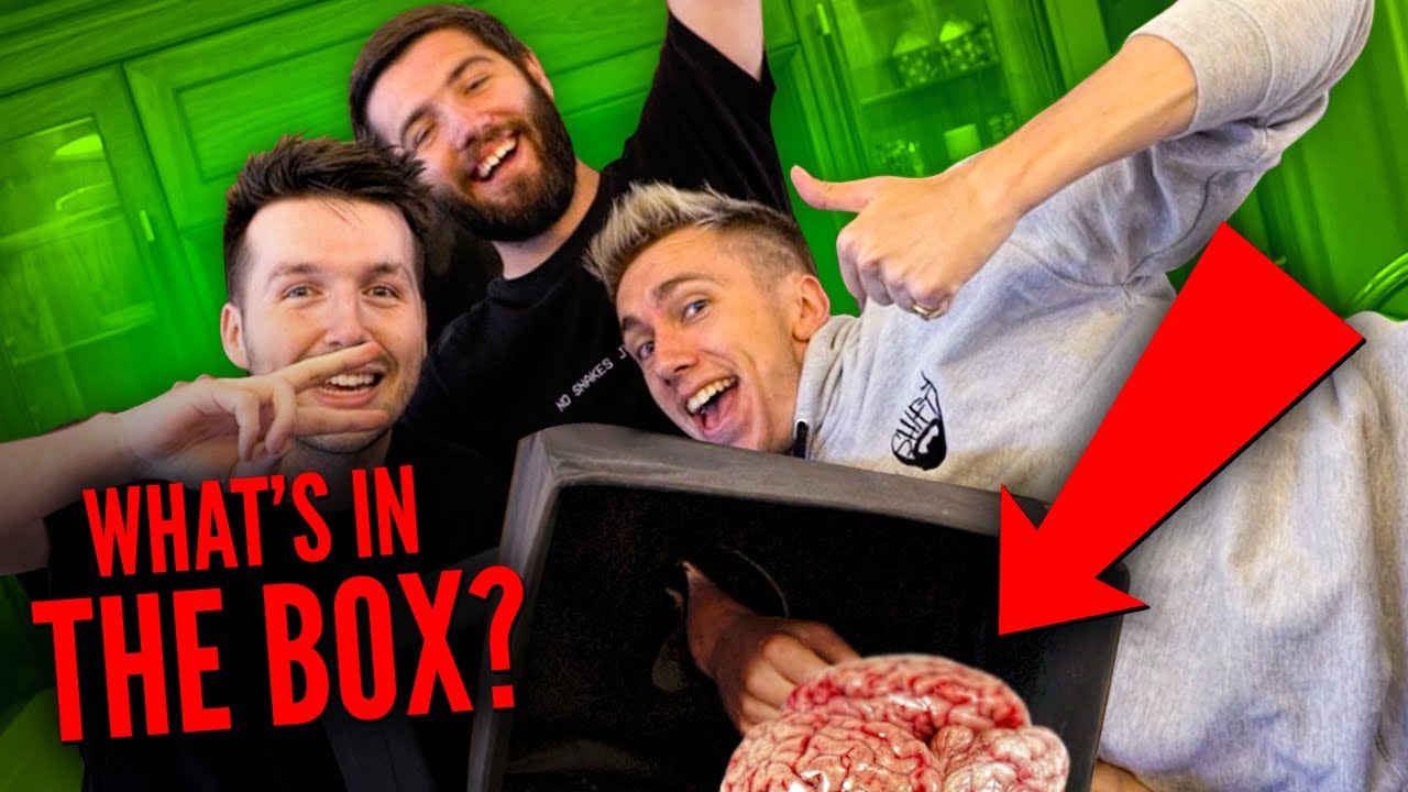 WHAT'S IN THE BOX CHALLENGE with ZERKAA
