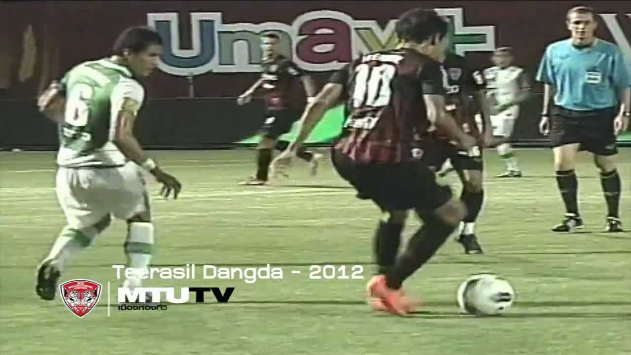 TEERASIL DANGDA THE BEST STRIKER OF THAILAND 2012