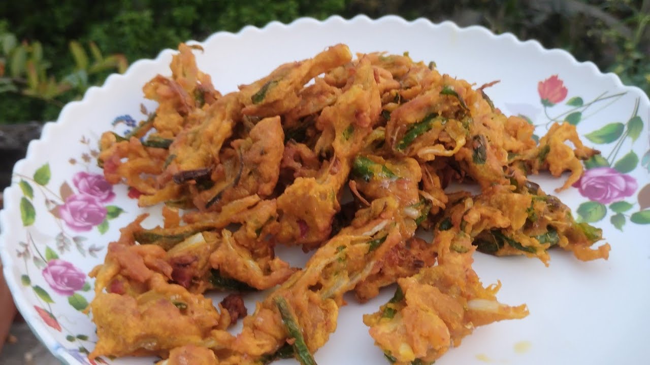 ইফতার স্পেশাল ক্যাপসিকাম পাকোড়া | Crispy Pakora Recipe | ৫ মিনিটে ইফতারের নাস্তা 