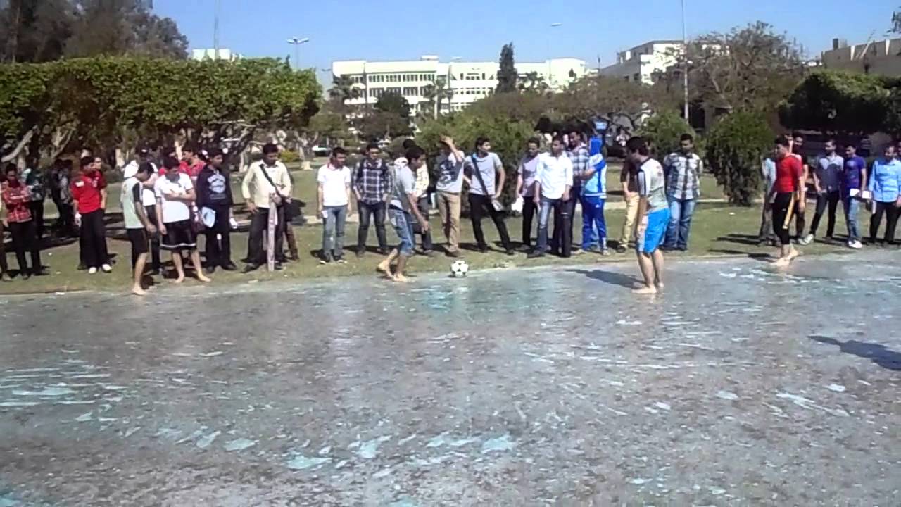 لأول مره .. ملعب صابون في جامعة المنصوره ^^
