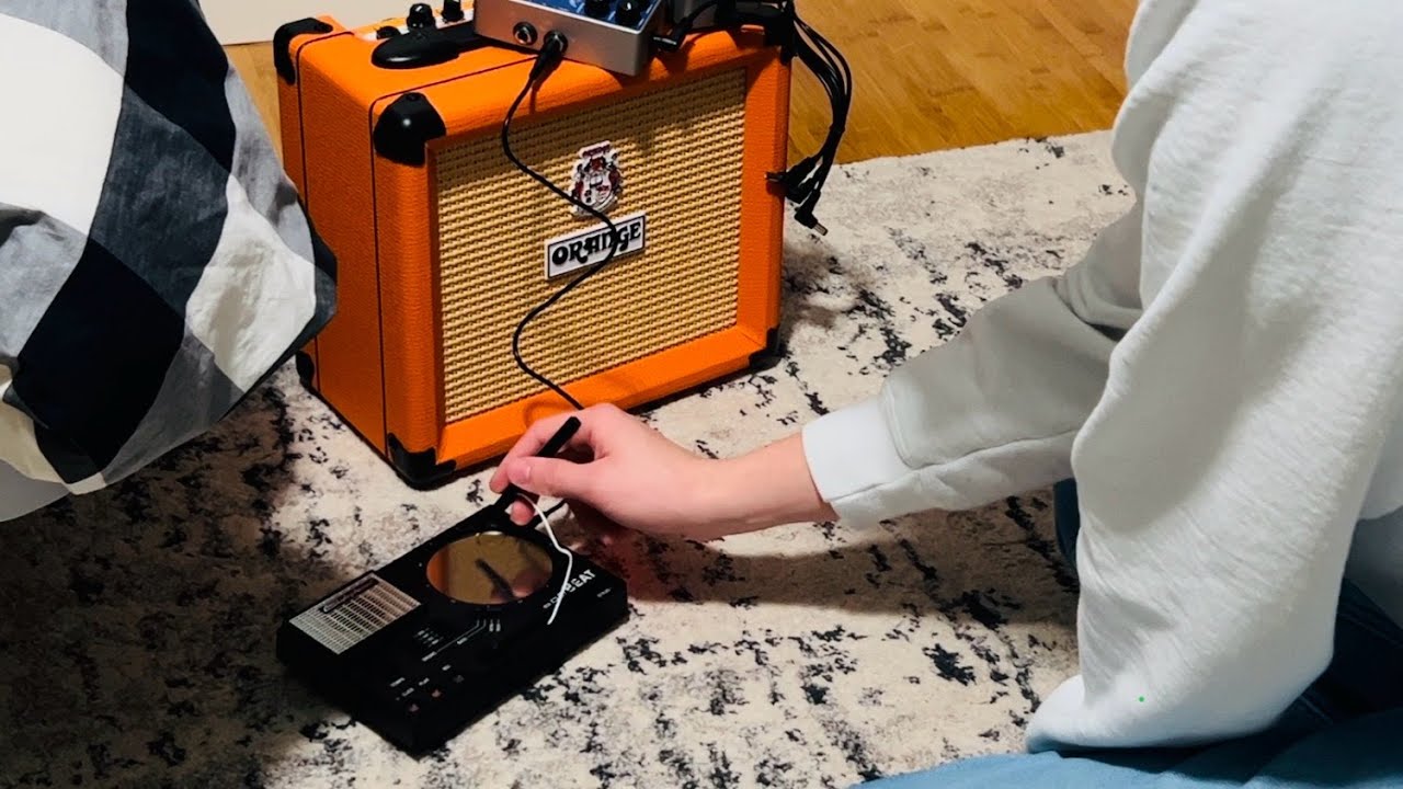 Stylophone Beat, Donner Pedals | Jamuary Seven