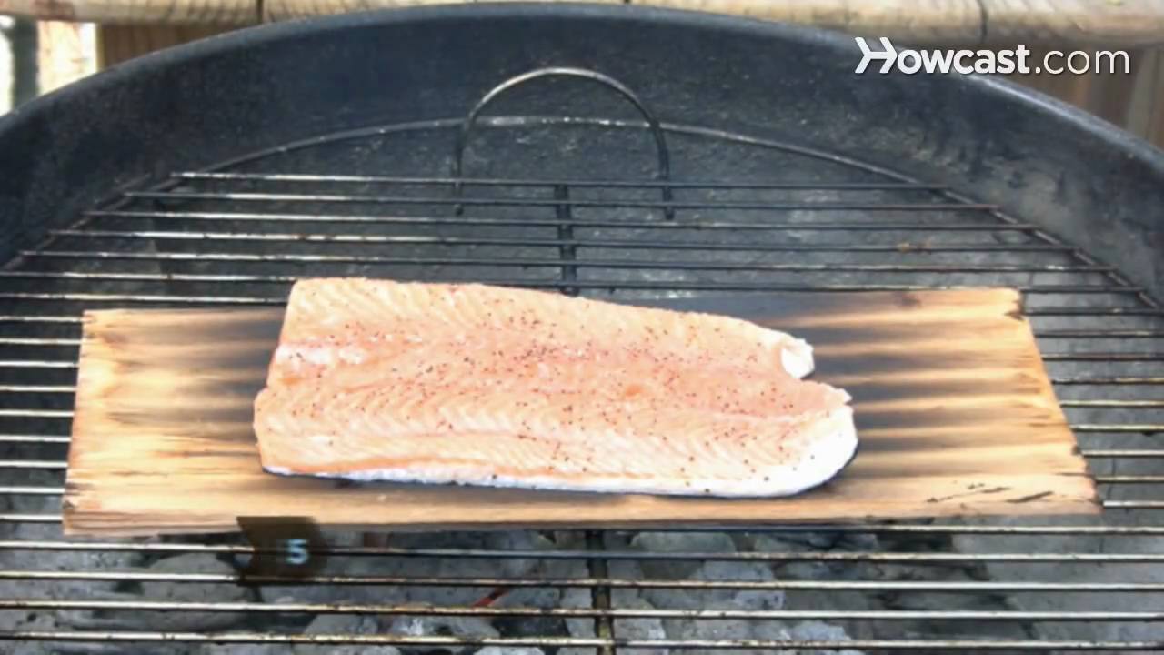How to Use a Grilling Plank