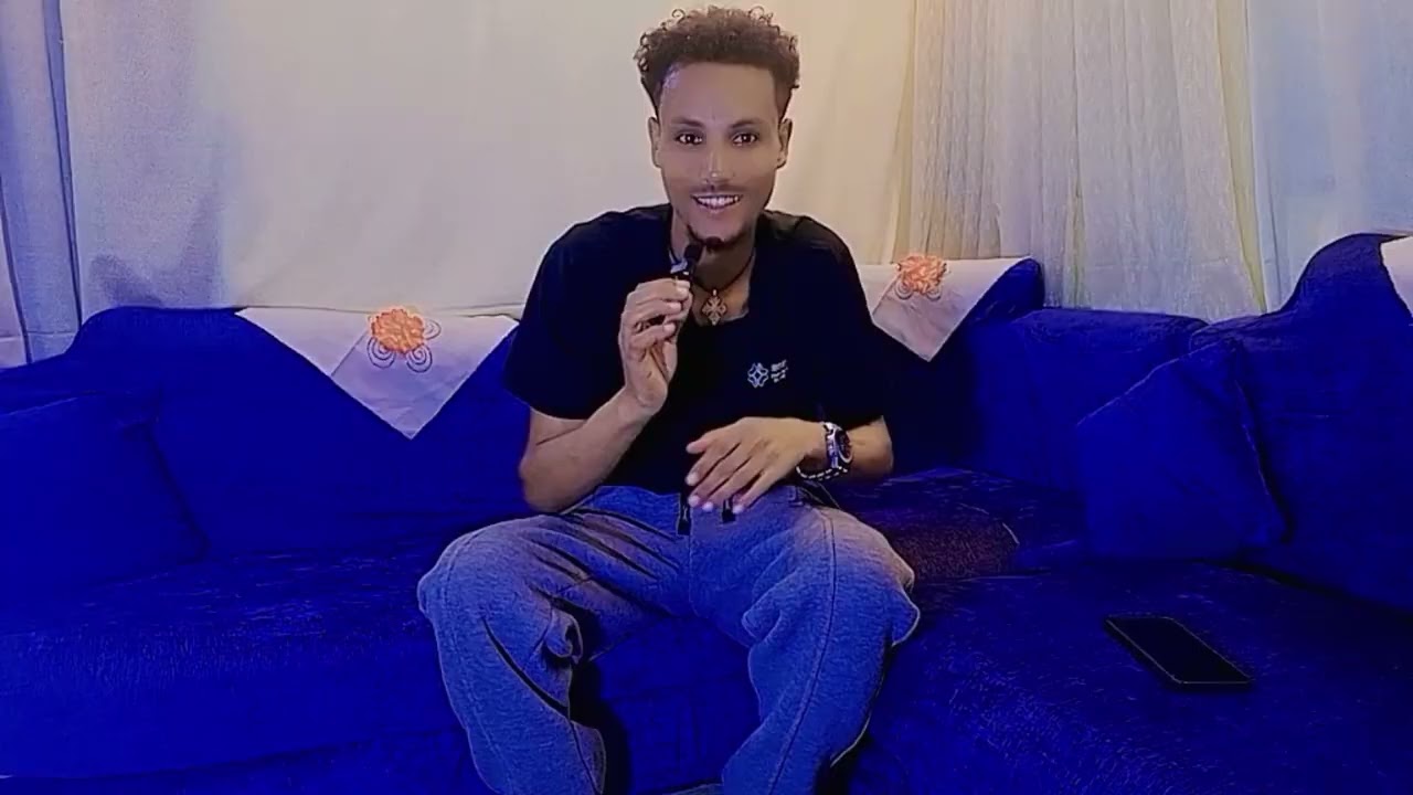 አበባን አቃጠልኳት how to ማቃጠል #couple #couplecomedy 