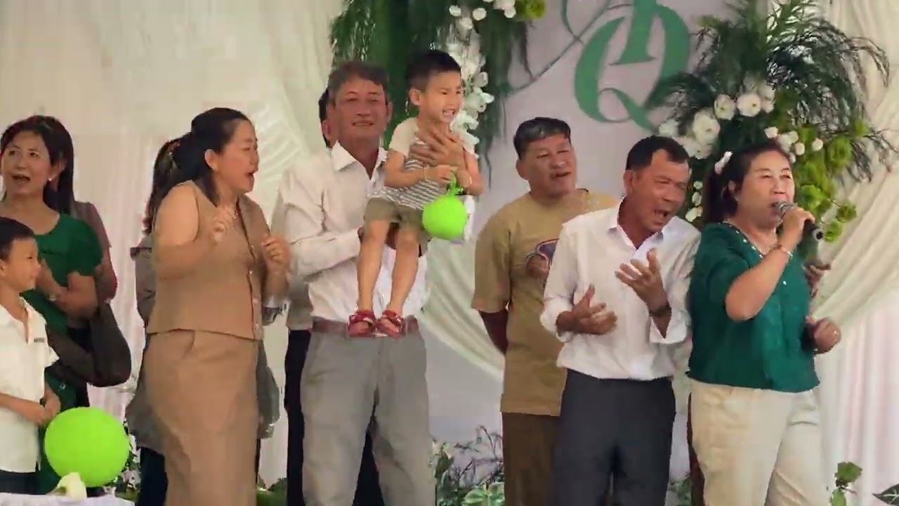 Ở nơi đây ae gặp nhau