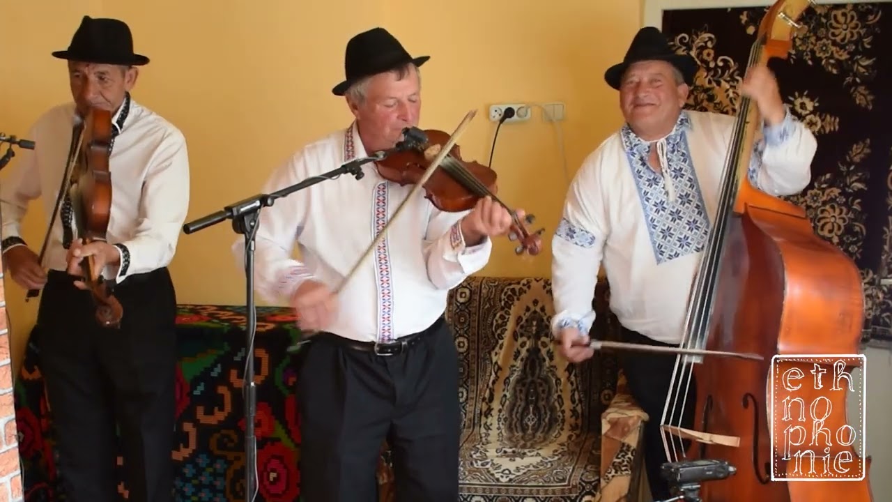 Pe două laturi și Hărțag - Taraful din Frata, jud. Cluj