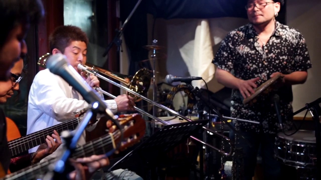 ぶらじる風味トリオ meets Saigenji(サイゲンジ)  / Emperor's Road