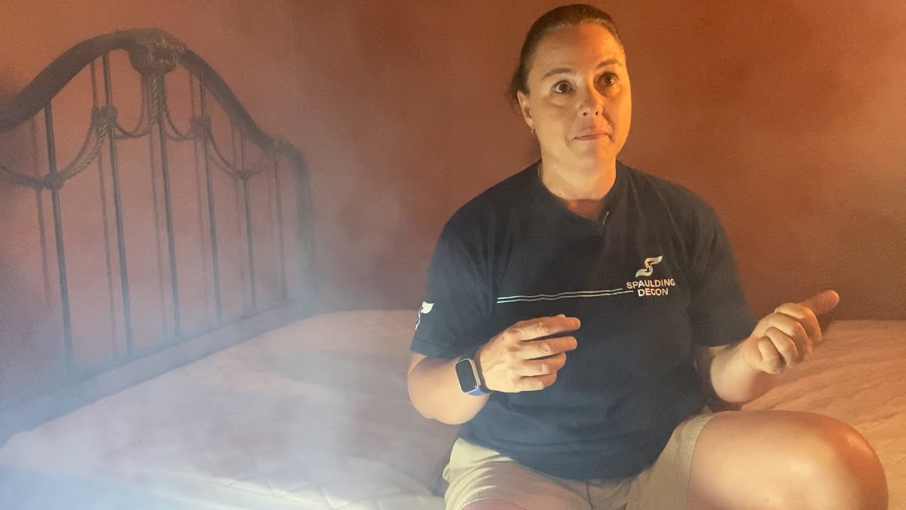 Spooky Stories with Laura