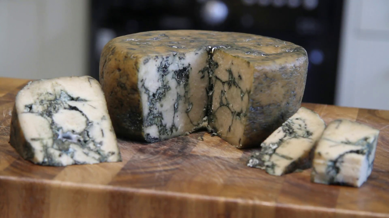 VEGAN BLUE CHEESE!!! Tasting after 6 weeks of aging...