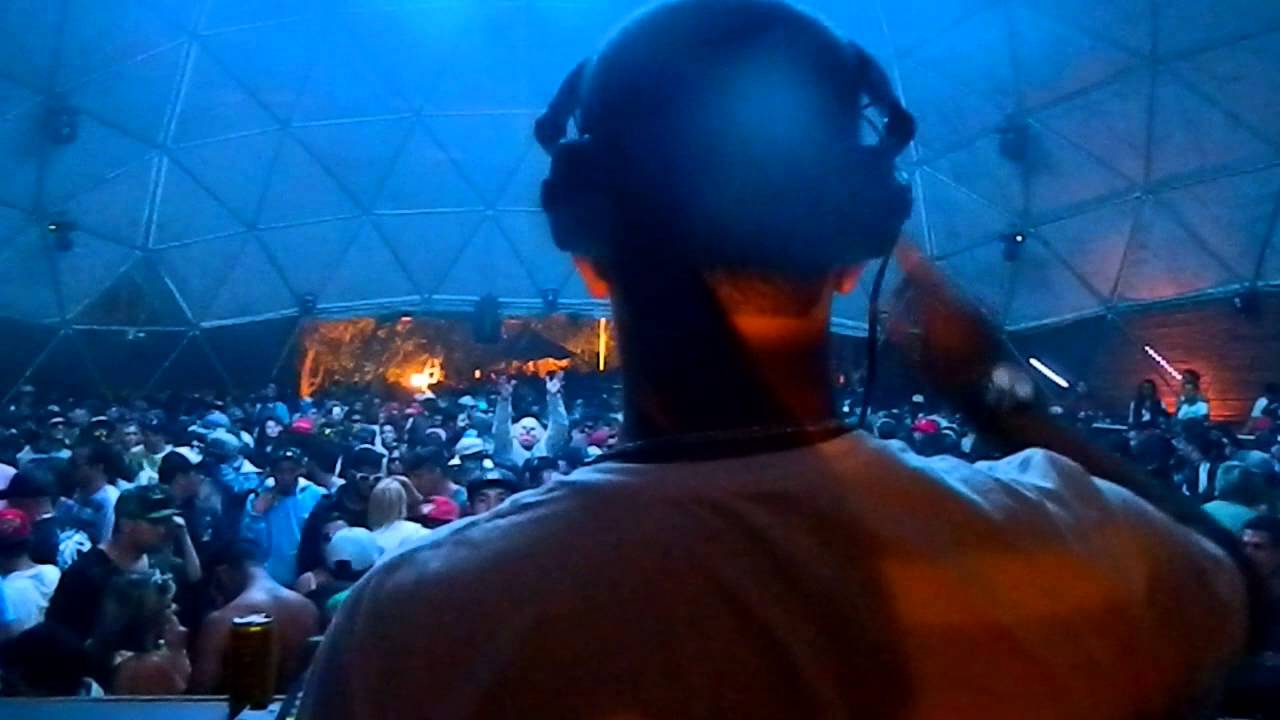 FlexB @ Show Case 8Beats # Park.Art # 31.Maio.14 # São José dos Pinhais/PR