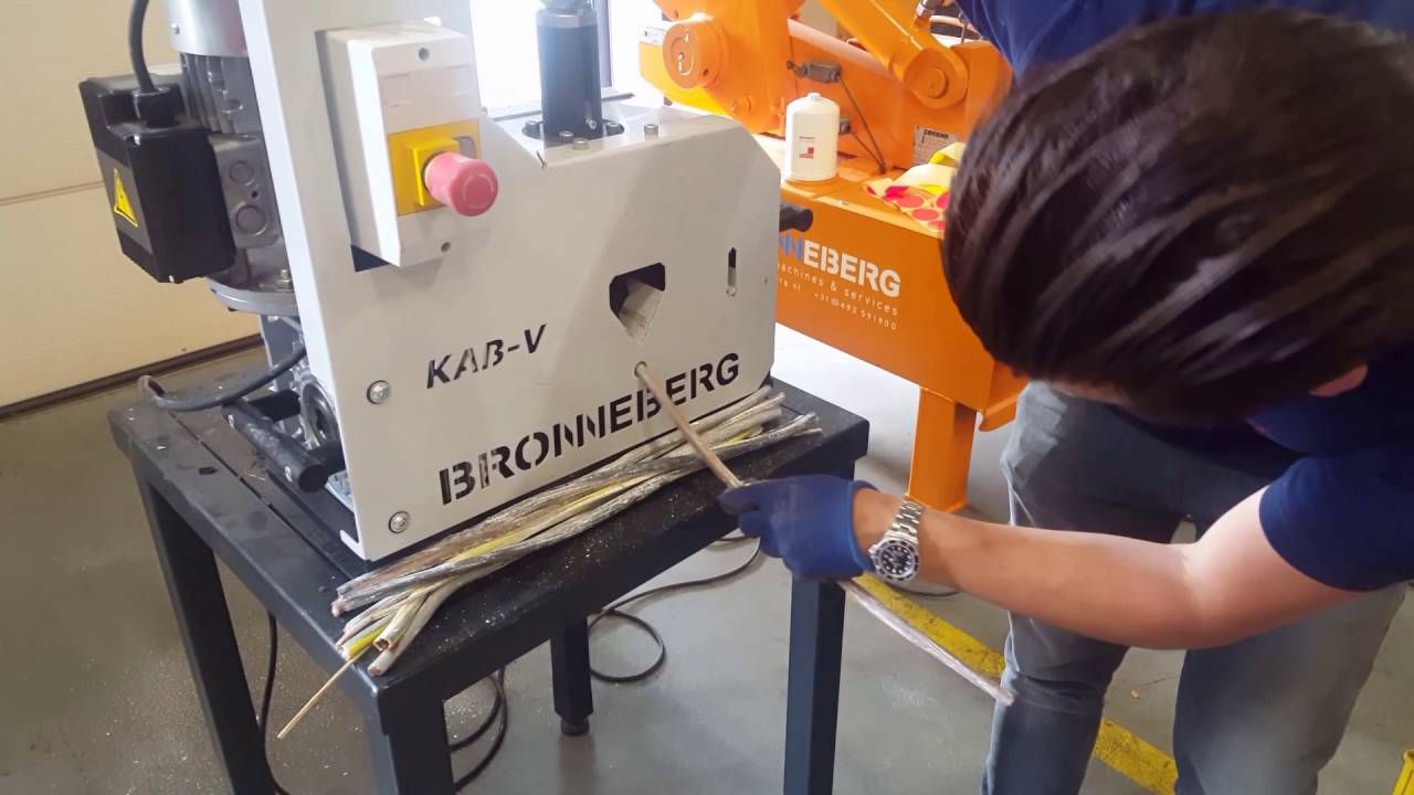 Bronneberg Kab-V Cable Stripper - Dénudeurs de câbles - Kabelschälmaschine - Kabeltrennmaschine