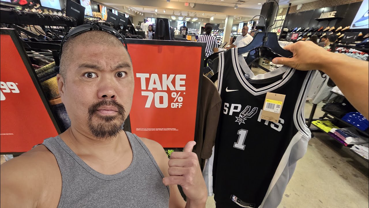 This Mall Always Got 🔥🔥 Steals!!!