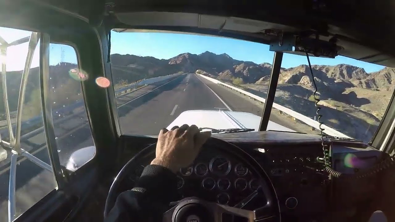 Peterbilt 379, Cummins N14 | Heading to Load