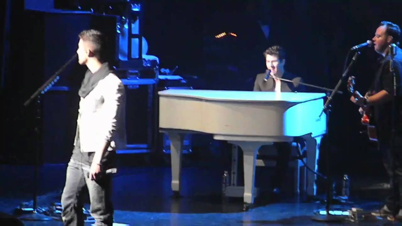 Friday & Fly With Me - Jonas Brothers at Concert for Hope 2011