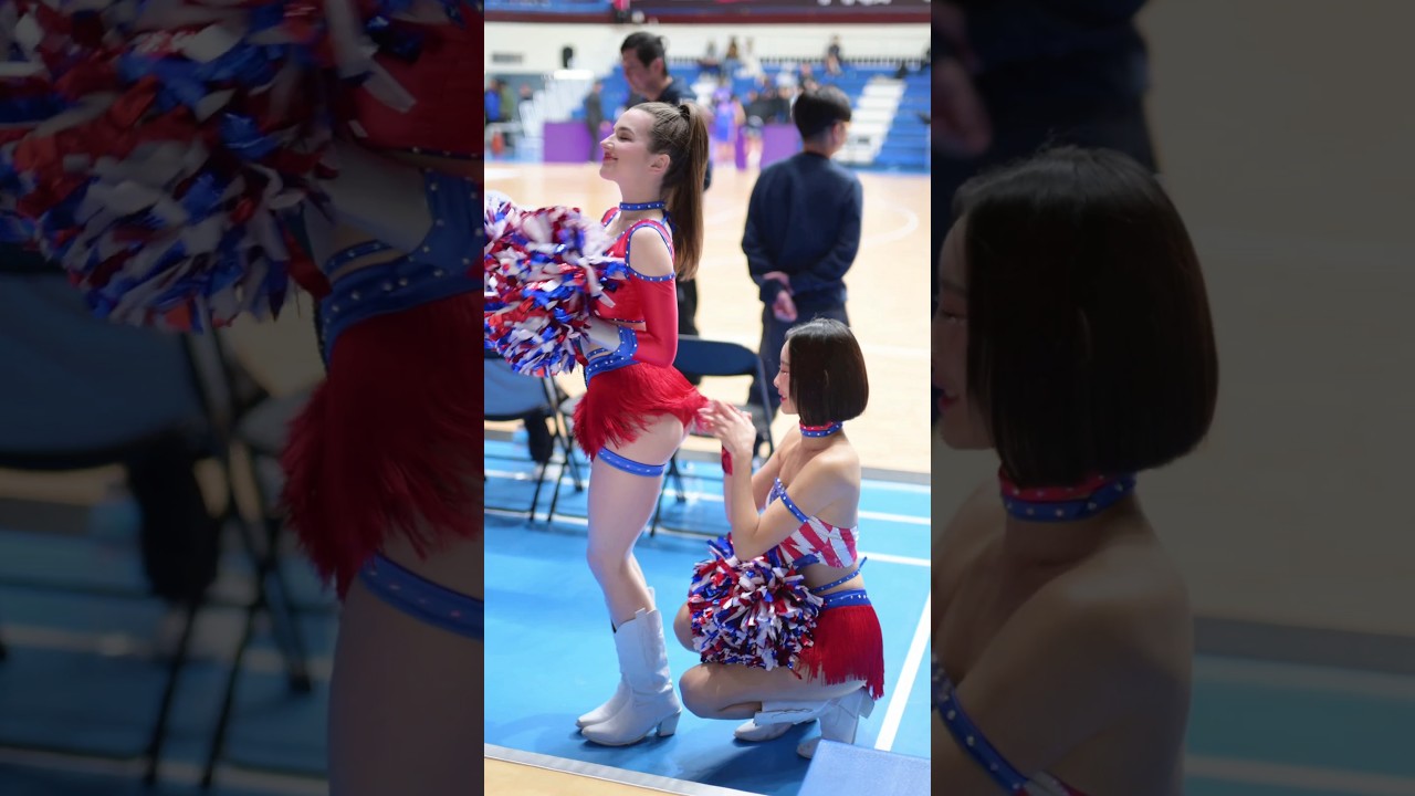 zoey請大家欣賞Natilia的翹臀，Luxy Girls #sbl #luxyfirls#台湾チア #cheerleader