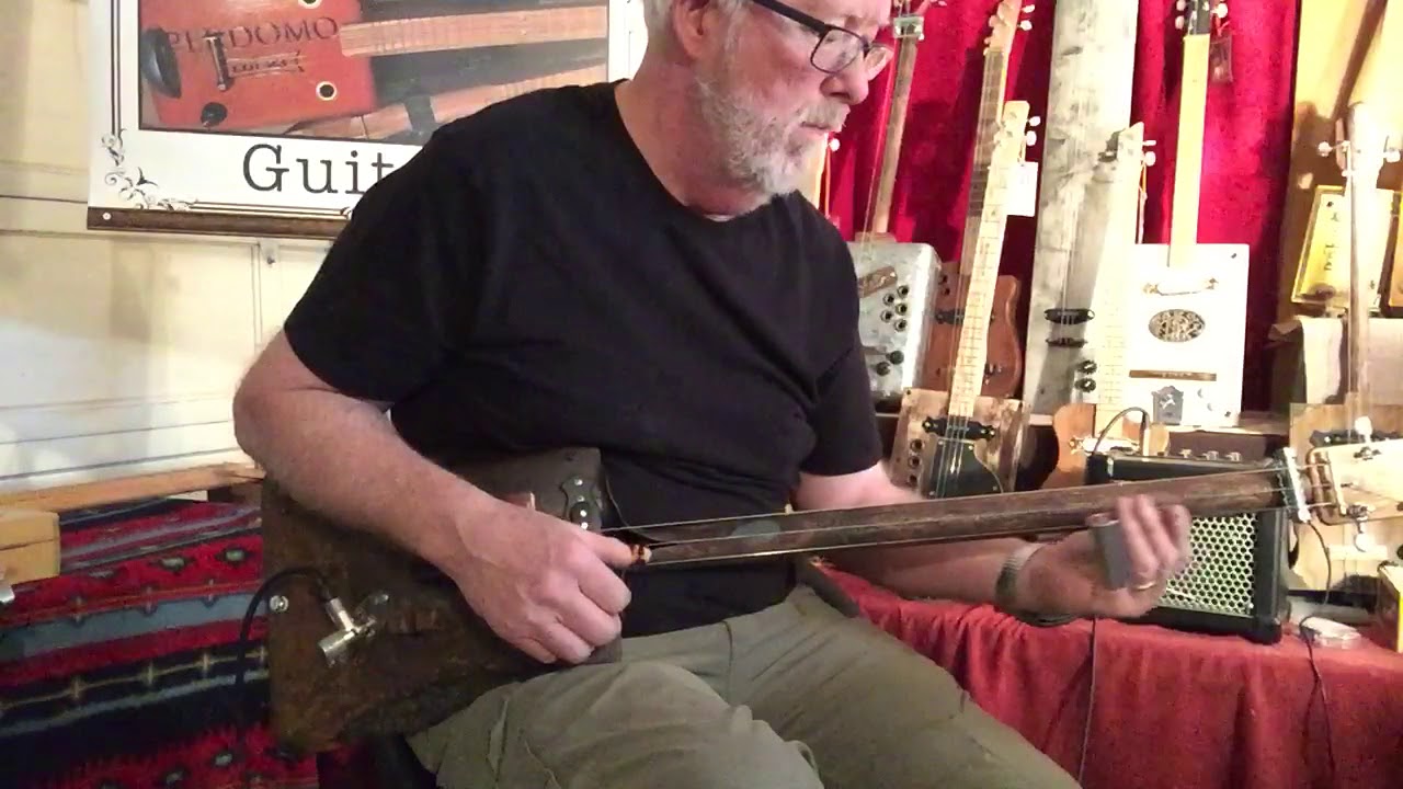 Shovel guitar