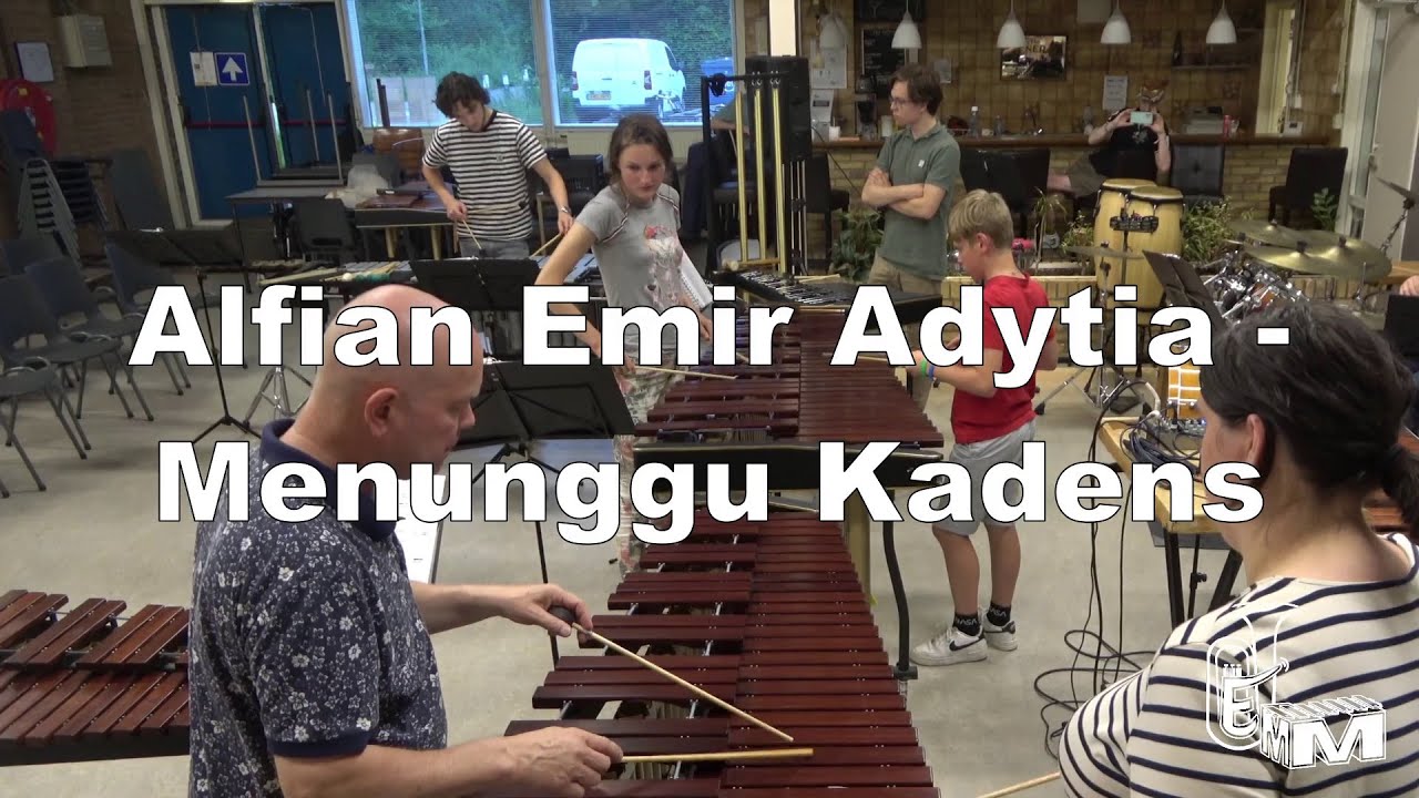 Malletband speelt Alfian Emir Adytia - Nachtmusik: Menunggu Kadens