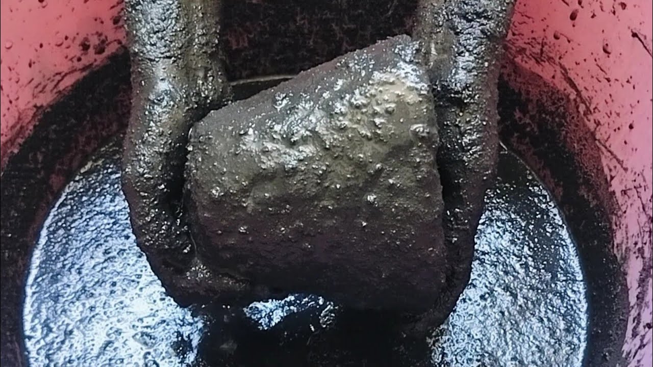 Pure charcoal & gritty charcoal dry or water crumbling Don't miss clay pot crumbling 🔥 #satisfying 