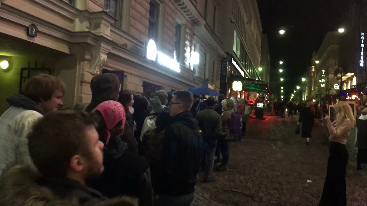 GRAND OPENING/ New Taco bell restaurant in Helsinki, Finland (Line)