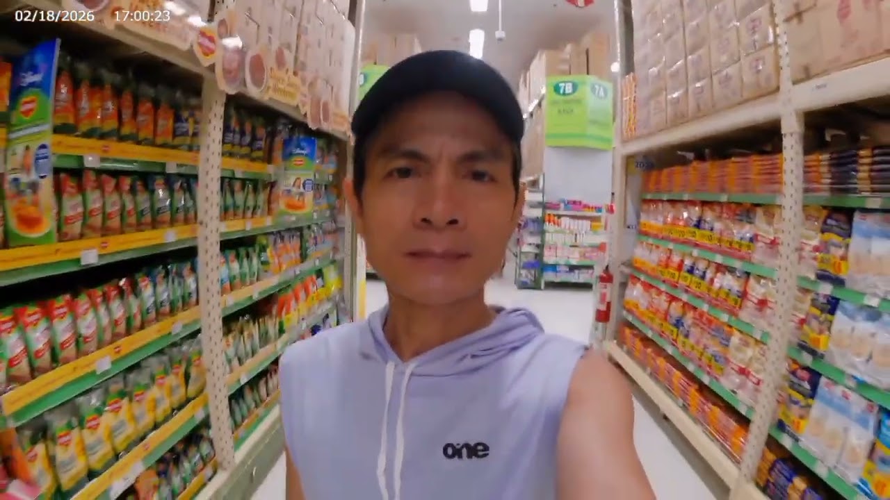 Dito kami namimili ng paninda guys,mas mura po sa puregold