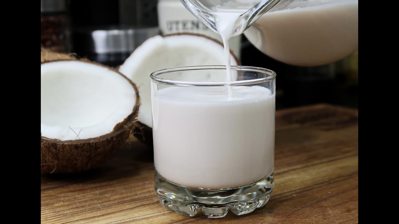 Como hacer leche de coco.