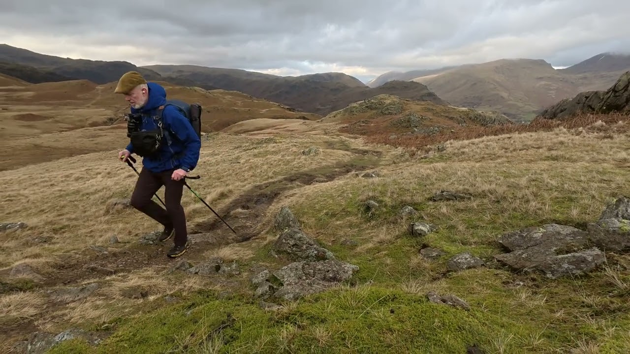 Grasmere to Silver How, looking on to Langdale Pikes
