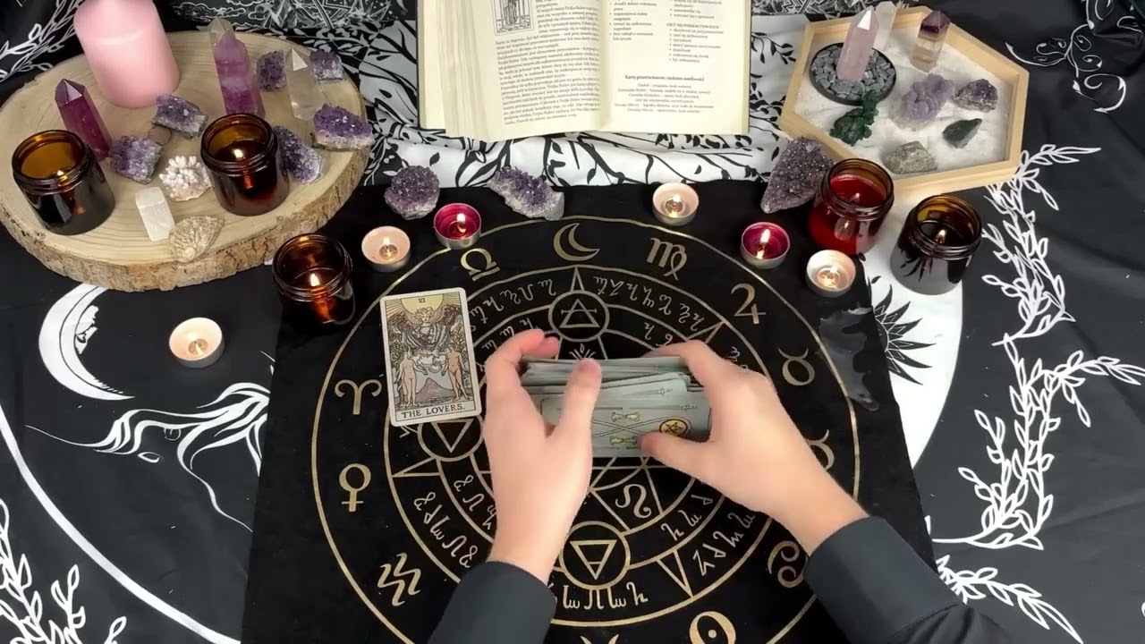 Ktoś próbuje rzucić Ci kłody pod nogi?! Tarot wskazuje kto to...