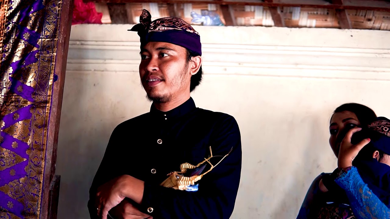 Tiga Bulan Binar Askara Biru