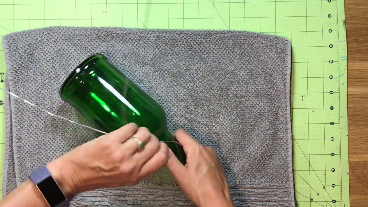 Bottle feeder structural wire