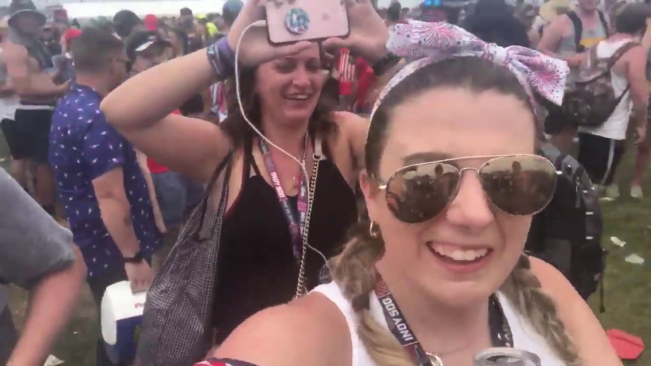 Our first Indy 500! Camping in the Coke Lot, Snakepit, and a Wreck