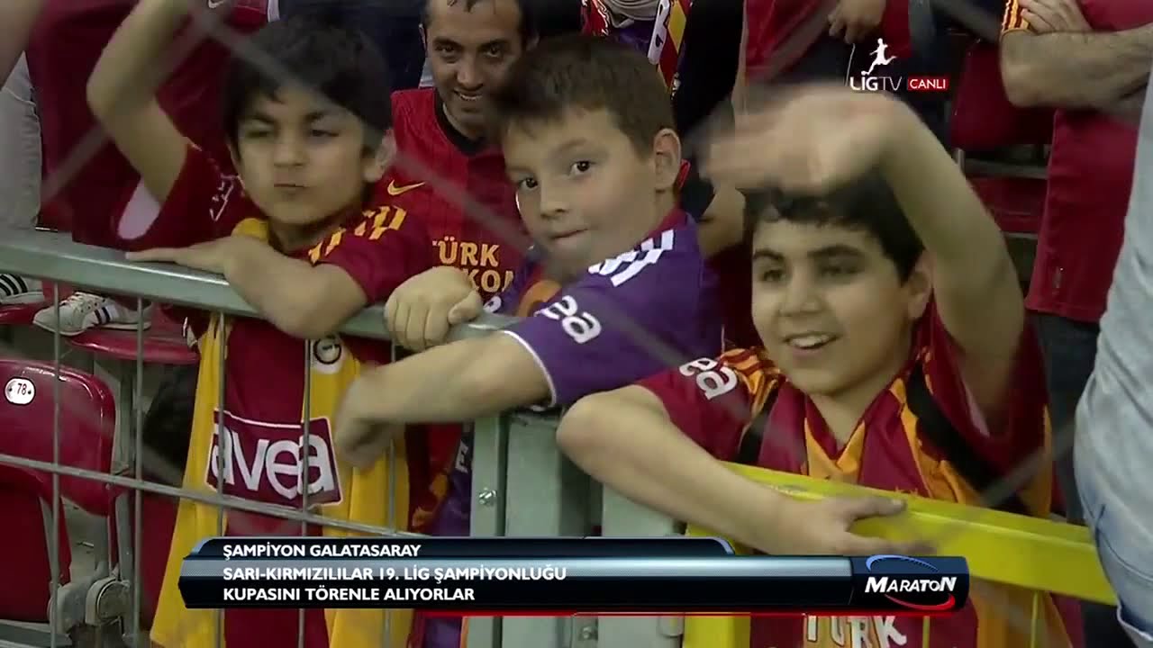 Galatasaray 19 Şampiyonluk Kupa Töreni - 720p HD