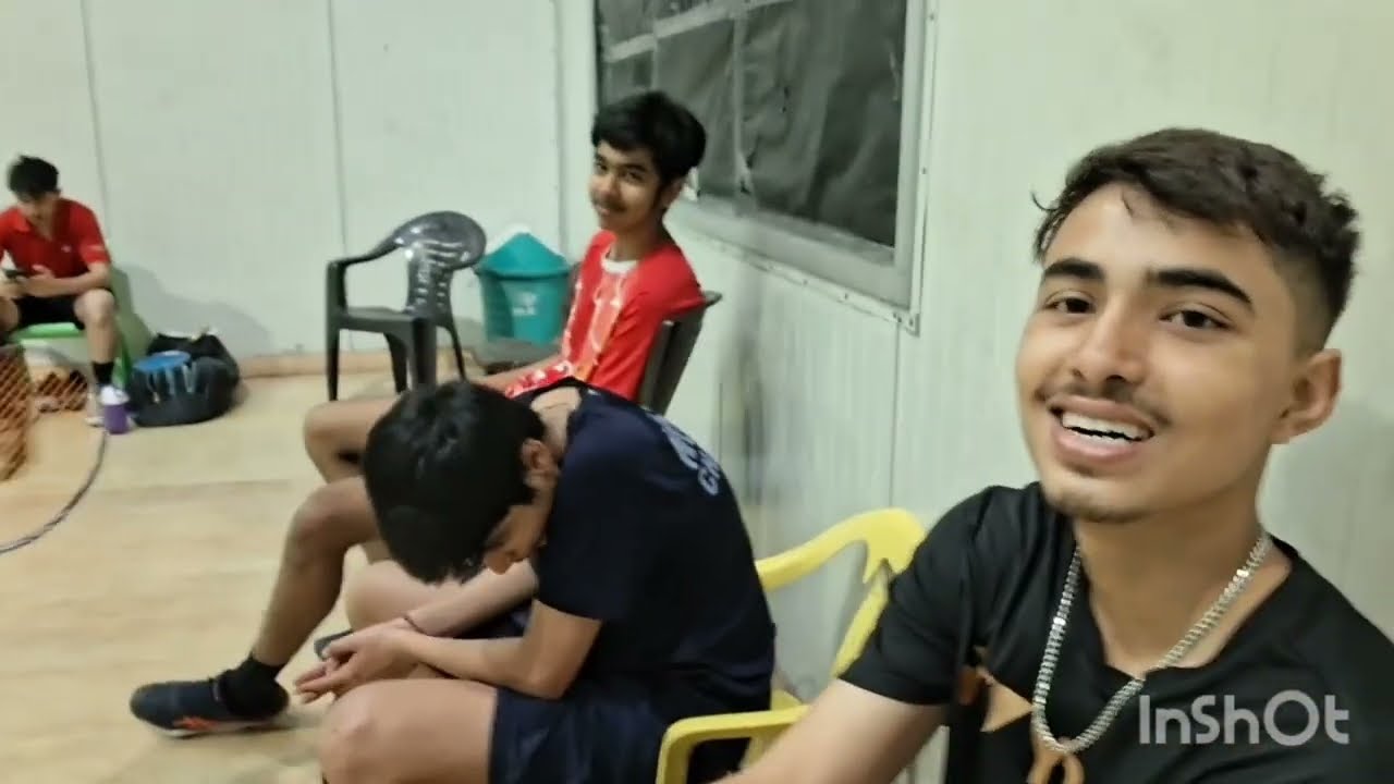 Aaj to Sir ne Bezzati Kr Di Hume Hara Ke 🥹😂 Doubles Haar Gye Hum😅😮‍💨  #viral #explore #foryou #fyp 