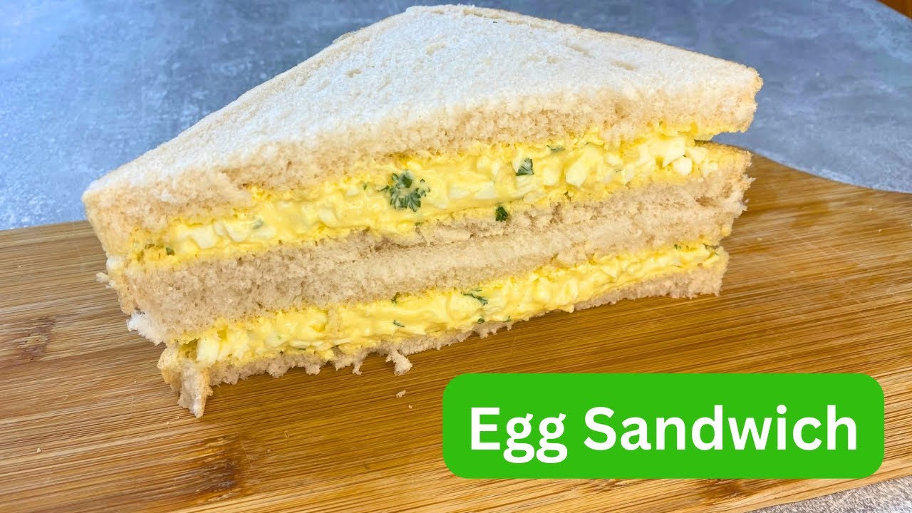 VLOGMAS!!! DAY 1: An Easy Egg Sandwich Recipe