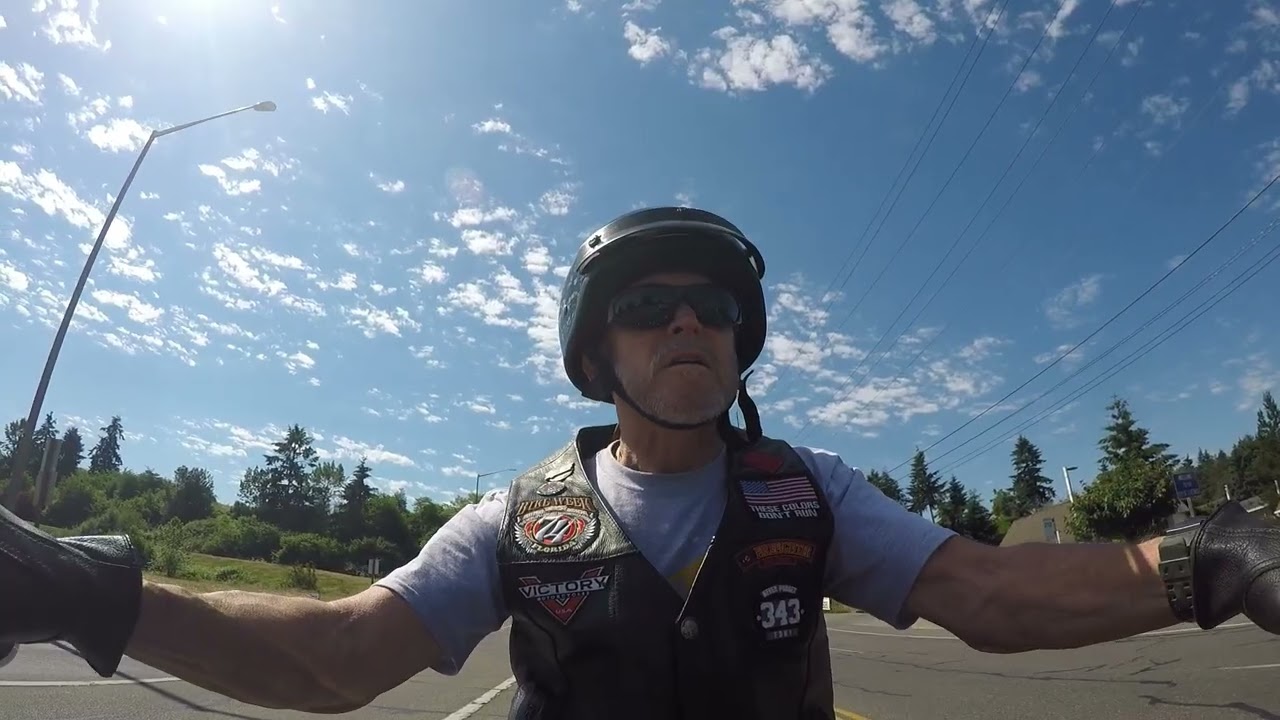 Test Riding the 1998 Honda Valkyrie GL1500CT Tourer
