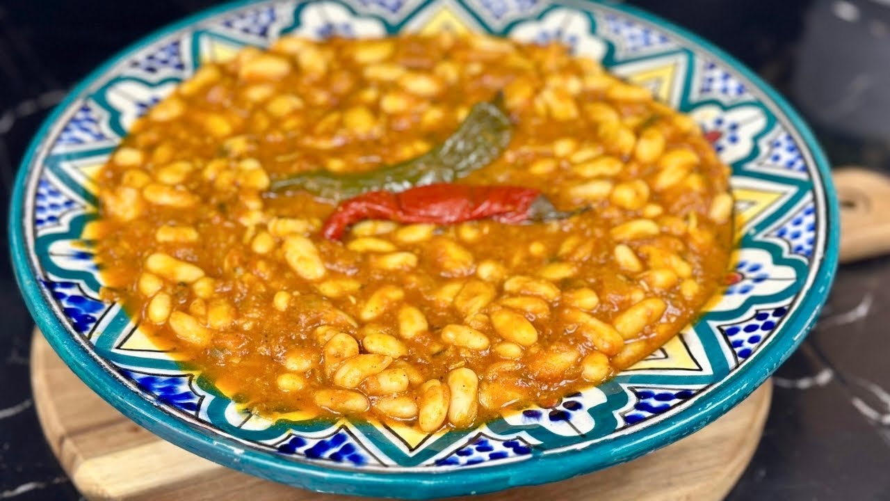 TAJINE LOUBIA 🇲🇦recette express de haricots blancs sans viande avec une sauce tomate à la chermoula