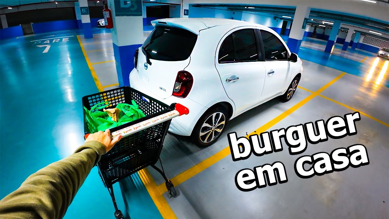 Indo fazer compras com o carro para uma madrugada gamer!
